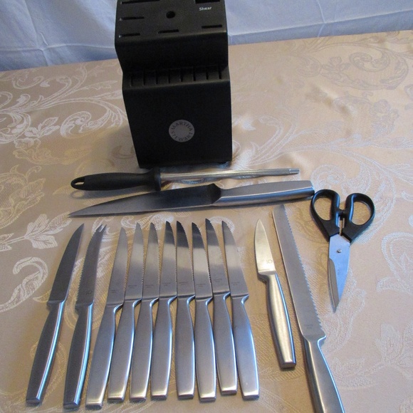 Martha Stewart 15 piece knife set with block - Picture 2 of 8